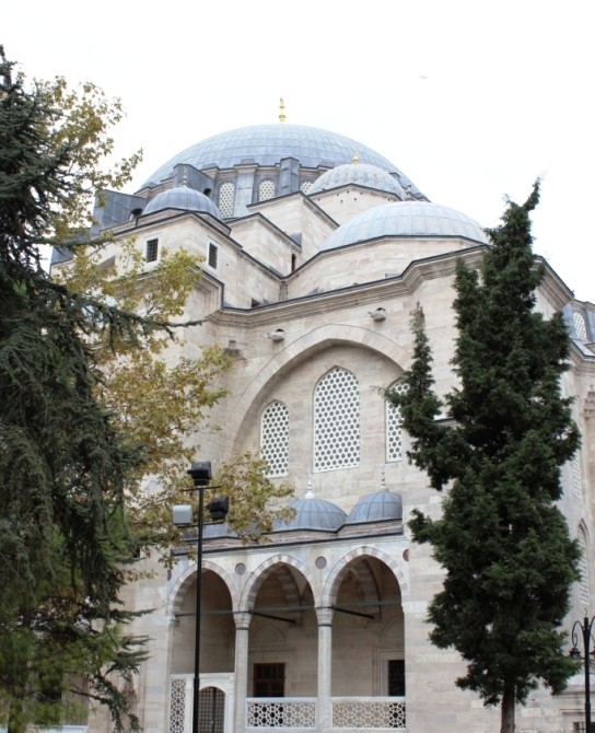 Meczet Sulejmana Wspaniałego z zewnątrz