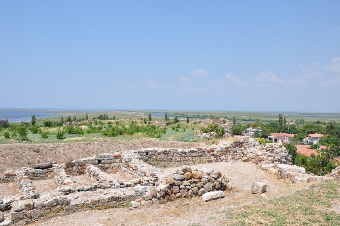 Kaplica świętego Grzegorza Cudotwórcy na terenie zamku w Enez