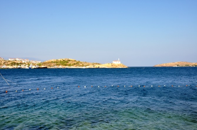 Wody zatoki Küçükdeniz