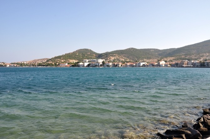 Wody zatoki Küçükdeniz