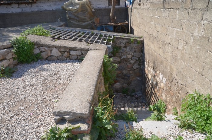 Schody prowadzące do baptysterium