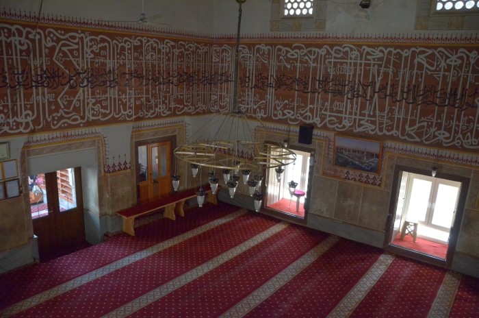 Wnętrze meczetu Mahmud Çelebi
