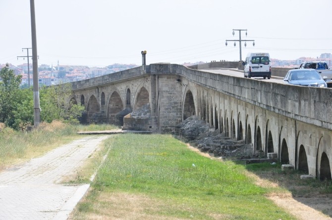 Most widziany od strony północnej