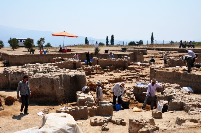 Prace archeologiczne w Tepecik Höyük